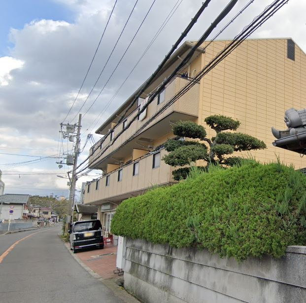 ハイツニシカワ