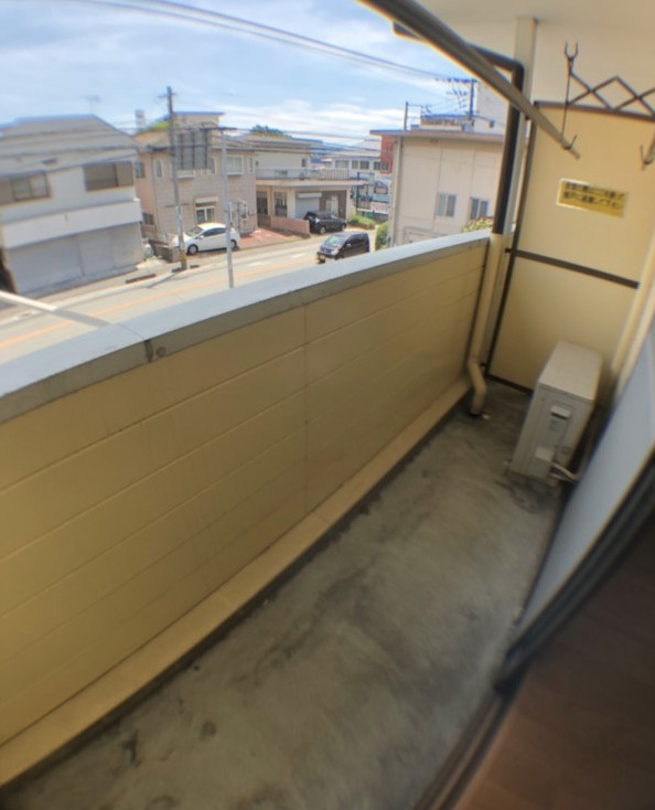 コスモスメゾンⅡ【キャッシュバック対象物件】のバルコニー