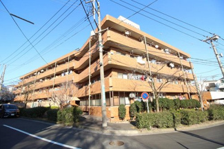 【外観】 | 閑静な住宅地に建つマンションのタイル張りでおしゃれな外観です！