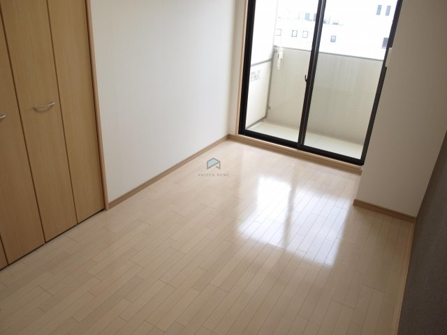 【洋室】 | CITY SPIRE布施 | 使い勝手のいい洋室です