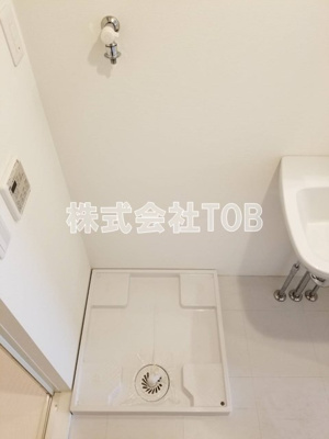 【設備】 | カラスヤマテラスS | 洗濯機置き場