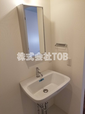 【洗面所】 | カラスヤマテラスS | 広い洗面スペース