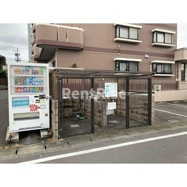 チェリーミニオンのエントランス