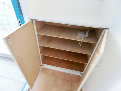 【設備】 | パレーシャル長田町 | 玄関収納