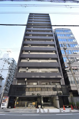ラヴ心斎橋ウエストの外観