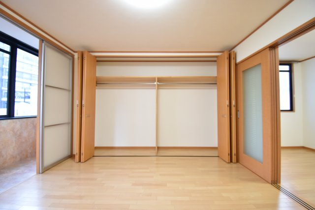 オーキッド靭公園の収納