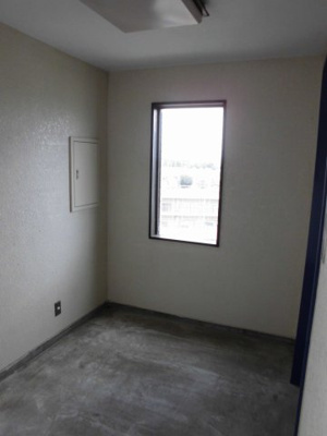 【エントランス】 | マンションブルーバード | エレベータ前です