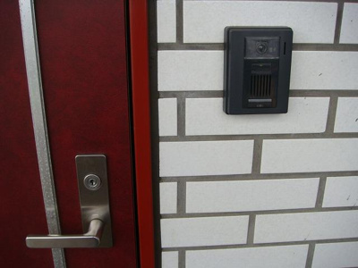 【玄関】 | マンションブルーバード | 印象的な玄関になります