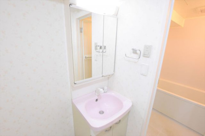 【独立洗面台】 | ヴィラ・デル・ソーレ栄