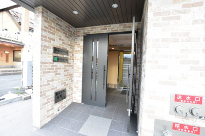 【エントランス】 | ヴィラ・デル・ソーレ栄