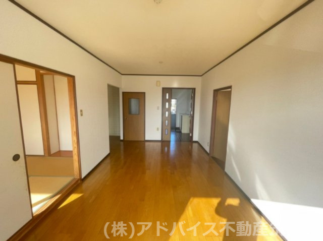 【居間・リビング】