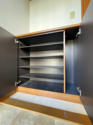 【内装】 | ピュアコートシミズ