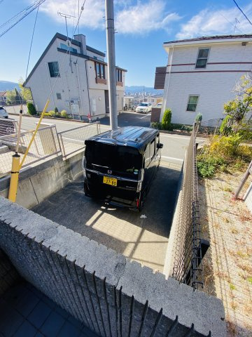 大野城市乙金2丁目　戸建ての駐車場
