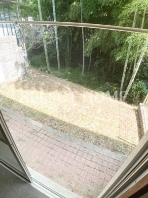 【庭】 | アイリス若松