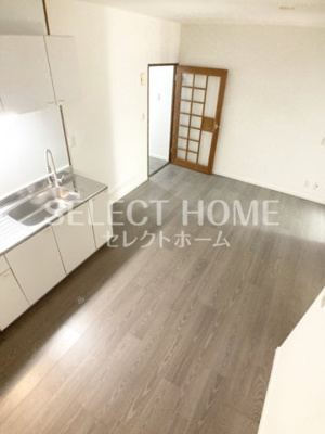  | アイリス若松