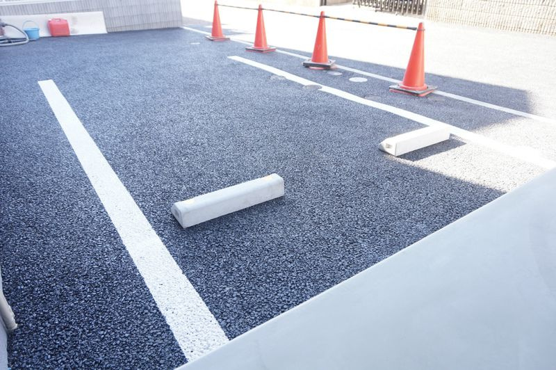 グレイス大久保の駐車場