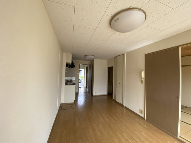 シティセンターハイツA棟の洋室