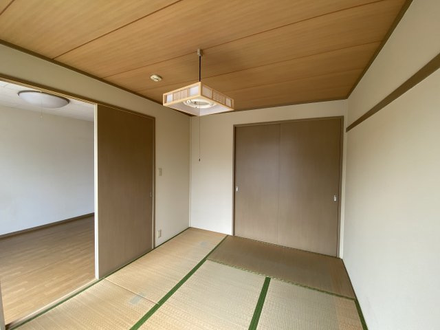 シティセンターハイツA棟の和室