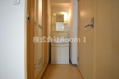 【洗面所】 | ビクトワーレ | 広い洗面スペース