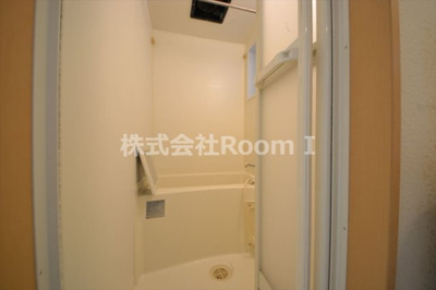 【浴室】 | ビクトワーレ | きれいなお風呂です