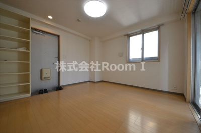 【居間・リビング】 | ビクトワーレ | ゆったりとしたリビングです