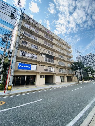 天神南ハイツの外観