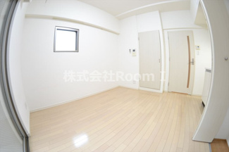 【洋室】 | レジディア谷町 | 個人の部屋や寝室として使える洋室です