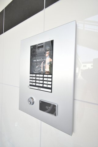 LIVIAZ NANBA　RENOM