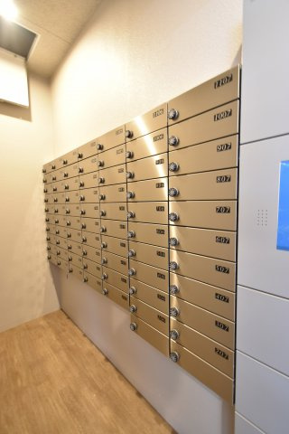 LIVIAZ NANBA　RENOM