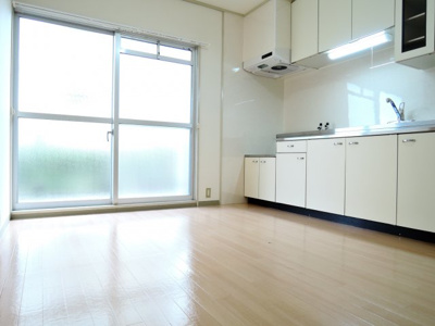 【居間・リビング】 | ウエストハイツP1