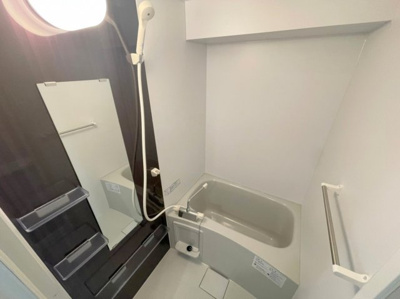 【浴室】 | ヒルトップフローラ | ※退去前の為、新築時の写真になっております。