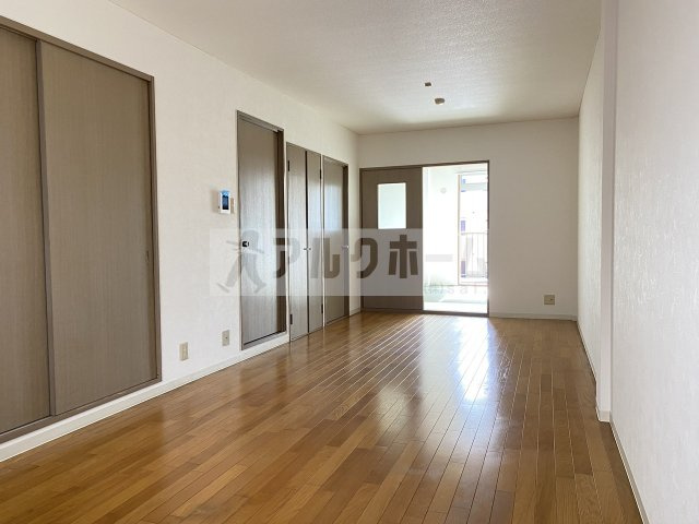 サンメイトの居間・リビング