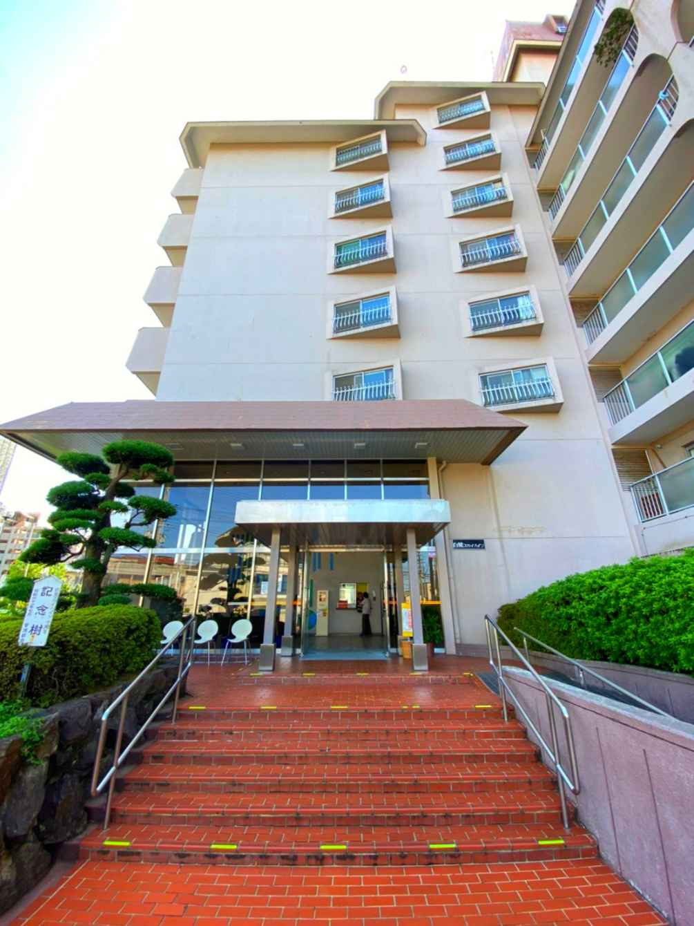 白鷺スカイハイツの外観