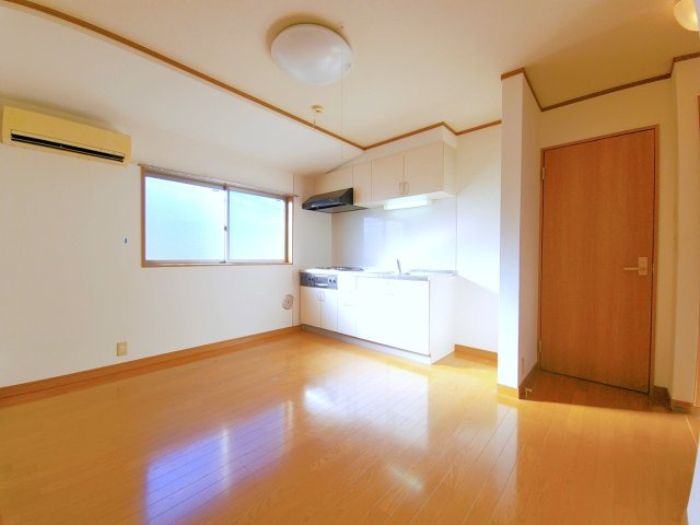 【居間・リビング】 | アズール若宮A棟 | 角部屋