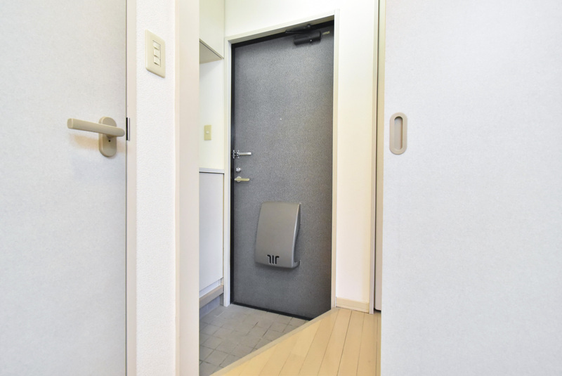 フォンテーヌ宮ノ陣Ⅰ【キャッシュバック対象物件】の玄関|シンプルで使いやすい玄関です