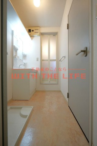 フォンテーヌ宮ノ陣Ⅰ【キャッシュバック対象物件】の洗面所|コンパクトで使いやすい洗面所