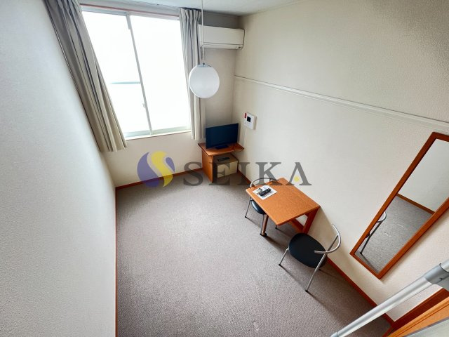 【居間・リビング】 | ラ　プランタンⅡ | 同タイプのお部屋の写真です。