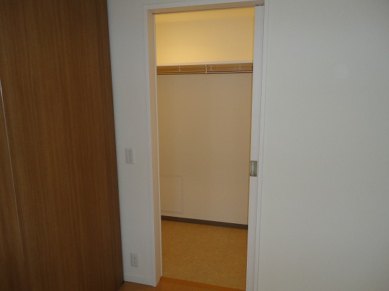 プライムメゾン南2条の収納