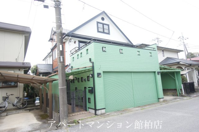 花野井戸建の外観