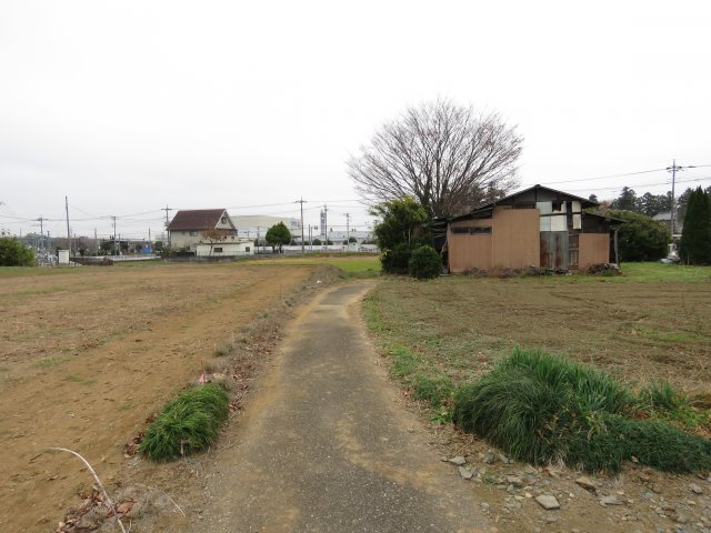 坂戸市長岡売地の前面道路含む現地写真