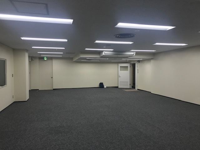 塚本素山ビル