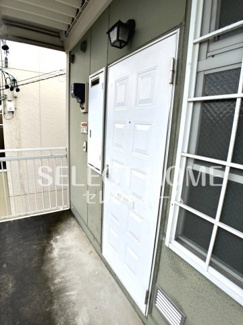 【エントランス】 | 建物の内部です