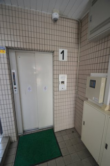 【エントランス】