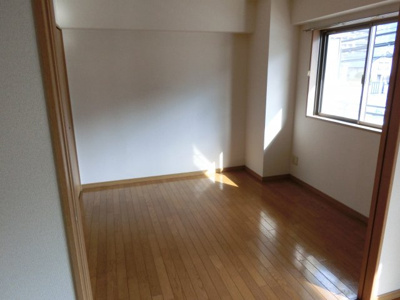 【寝室】 | ルネッサ足原