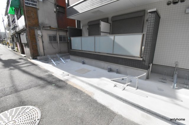 NEO　CION　仲介手数料無料の駐車場