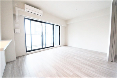 【居間・リビング】 | SK RESIDENCES SHINSAIBASHI