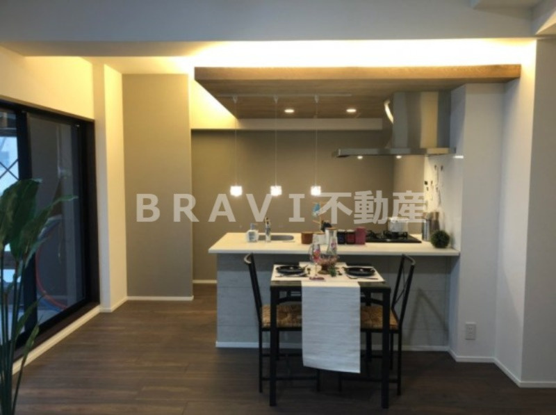 BRAVE徳井町　BRAVI不動産のキッチン|【BRAVE徳井町】おしゃれなカウンターキッチンです