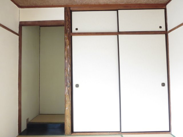 中古戸建　四條畷市岡山東5丁目　（昭和44年築）の収納|和室充実収納！