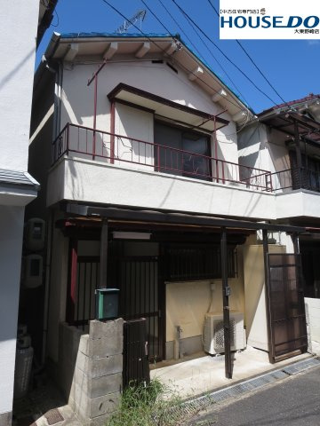 中古戸建　四條畷市岡山東5丁目　（昭和44年築）の外観|白い外壁が映える外観です☆