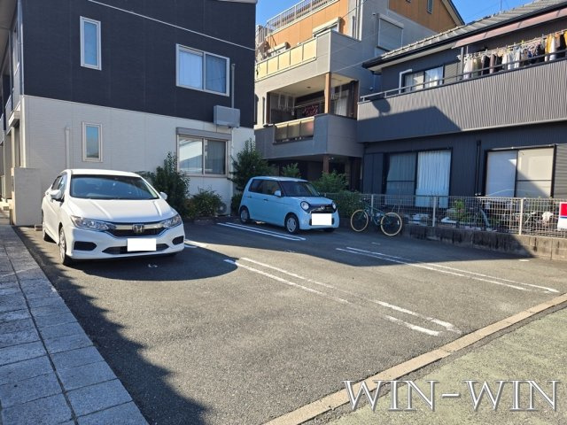 グリーンステージ小向の駐車場